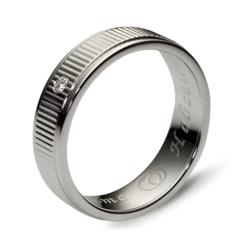 

Esthete ring with 1 white gold diamond