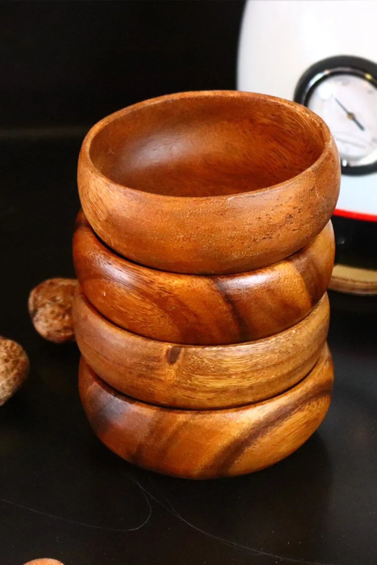 

4 Pcs Acacia Wood Nuts Serving Plate Breakfast Sushi Snack Bread Dessert Cake Plate With Easy Carry Decorative Kitchen Room