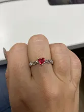 Huitan-Anillo de corazón sencillo para mujer, anillos de dedo bonitos para mujer, regalo de cumpleaños romántico para novia, joyería de piedra circonio de moda