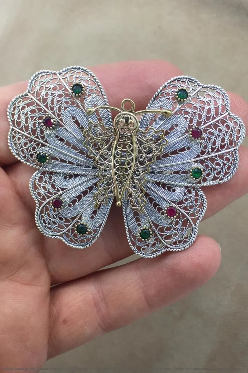 

Butterfly Figured Silver Brooch Badge
