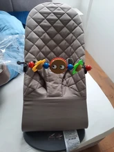 Mecedora a juego para bebé, carrito de muñeca a juego, interruptor, campana de música, soporte de juguetes, torno, asiento de seguridad, juguete colgante de cuna
