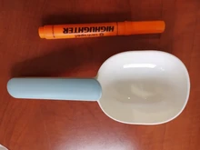 Cuchara de Alimentación de Mascotas multifuncional para perros, cuchara con bolsa sellada, vaso de medición creativo, diseño curvo, fácil de limpiar