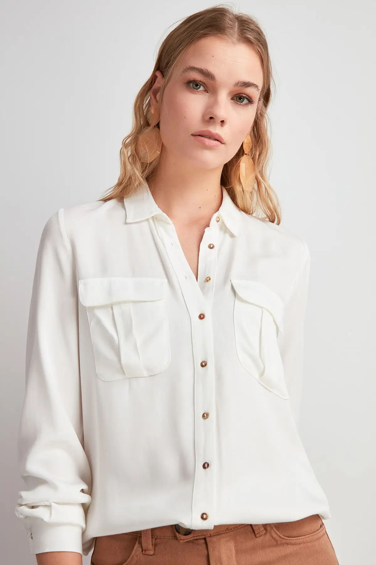 Beste Trendyol Pocket Detail Shirt TWOAW20GO0562