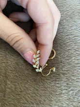 Pendientes de Clip de Cruz Simple para mujer y niña, aretes de circonia cúbica con perlas, joyería sin Piercing