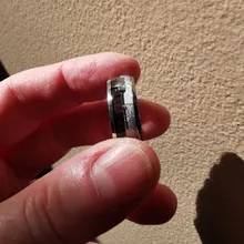 FDLK 8mm blanco y negro anillo de acero inoxidable madera de Koa flecha con incrustaciones boda banda de moda de los hombres accesorios de tamaño 6-13