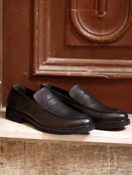 

Angular Step-in Male Leather Shoes (BLACK)