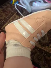 Zapatos de primeros pasos para bebé, niño y niña, calzado deportivo clásico, suela suave de cuero PU, mocasines de bebé de cuna multicolor, zapatos Casuales