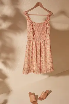 

Trendyol Frilly Gipe Detail Dress TWOSS20EL2106