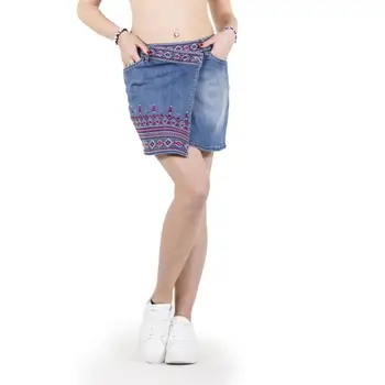 

Skirt with HATS KOROSHI