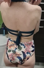 Bikini femenino con cuello Halter y cintura alta, traje de baño con cuello halter y cintural alta con estampado floral en talla XXL