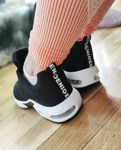 Las mujeres zapatillas de deporte Zapatos de zapatos informales transpirables gran oferta nueva al aire libre ligera zapatos deportivos zapatos caminando Tenis Femenino