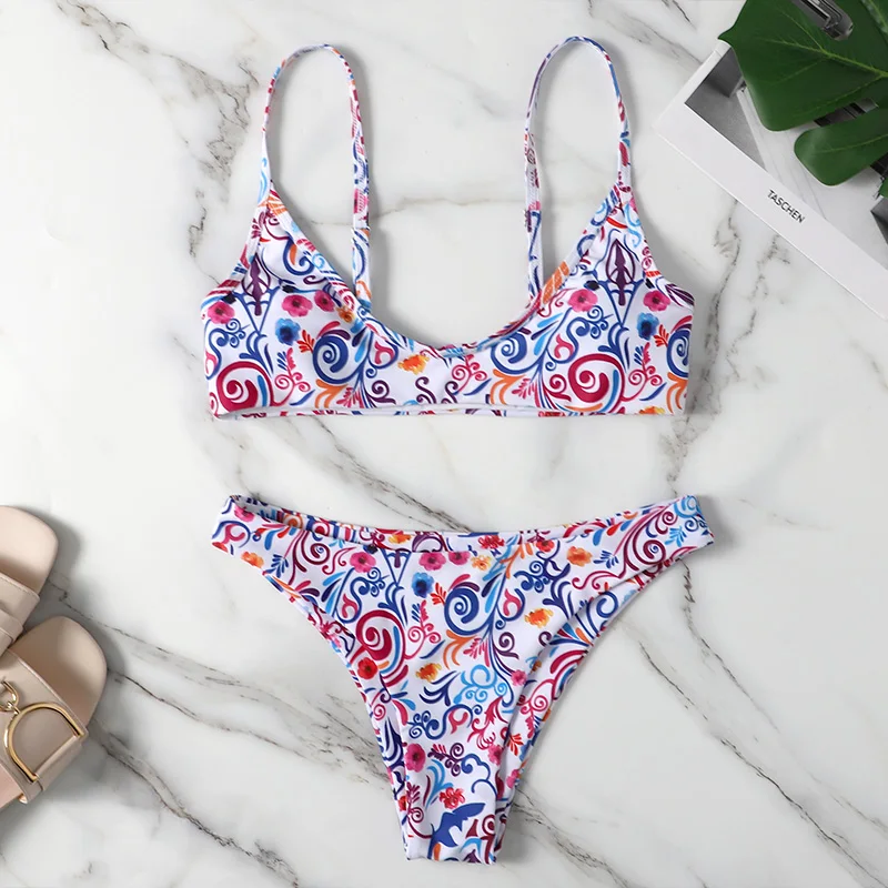 2020 Mujer Paisley Swimwear Thong Bohemia Two Pieces Swimsuits Bikini Sets Padded Bandeau Push Up Summer Beach Bathing Suits
2020 Mujer Paisley Swimwear Thong Bohemia Two Pieces Swimsuits Bikini Sets Padded Bandeau Push Up Summer Beach Bathing Suits