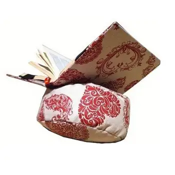 

ALMOHADON CUSHION READING HEART LACE