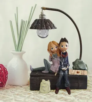 

Personalized Illuminated Kütükte Sitting Valentines Biblosu