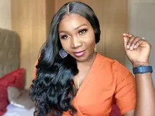 Que es una Peluca de la onda larga del cuerpo negro peluca pelucas sintéticas para mujeres negras medio marrón rojo rosa púrpura cabellos de Cosplay