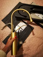 Grifo de lavabo de Oro pulido nórdico, boquilla de rotación de 360, grifo mezclador de latón moderno, fregadero de agua para baño y cocina