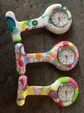 Clip-on Fob-broche colgante de cuarzo para hombre y mujer, reloj de bolsillo de silicona, informal, a la moda, Unisex