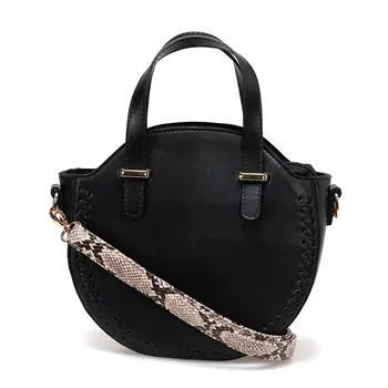

FLO 91.960.710.C Black Women Handbag Polaris