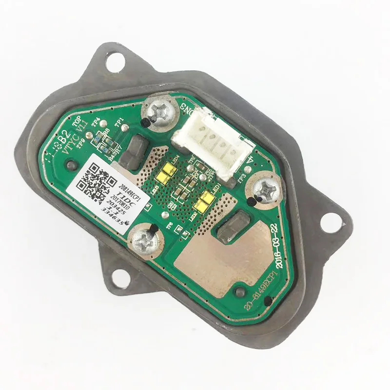 Модуль светодиодного сигнала для передних фар 208149ECP1 T1DC 203425 1 334635 20-8149ECP1 VTYC |
