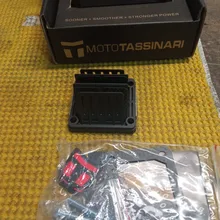 Válvula de caña de fibra de carbono para Yamaha YFZ350 YFZ 350 Banshee 350 RX135 RXZ RXZ-D RD250 RD350 RD400