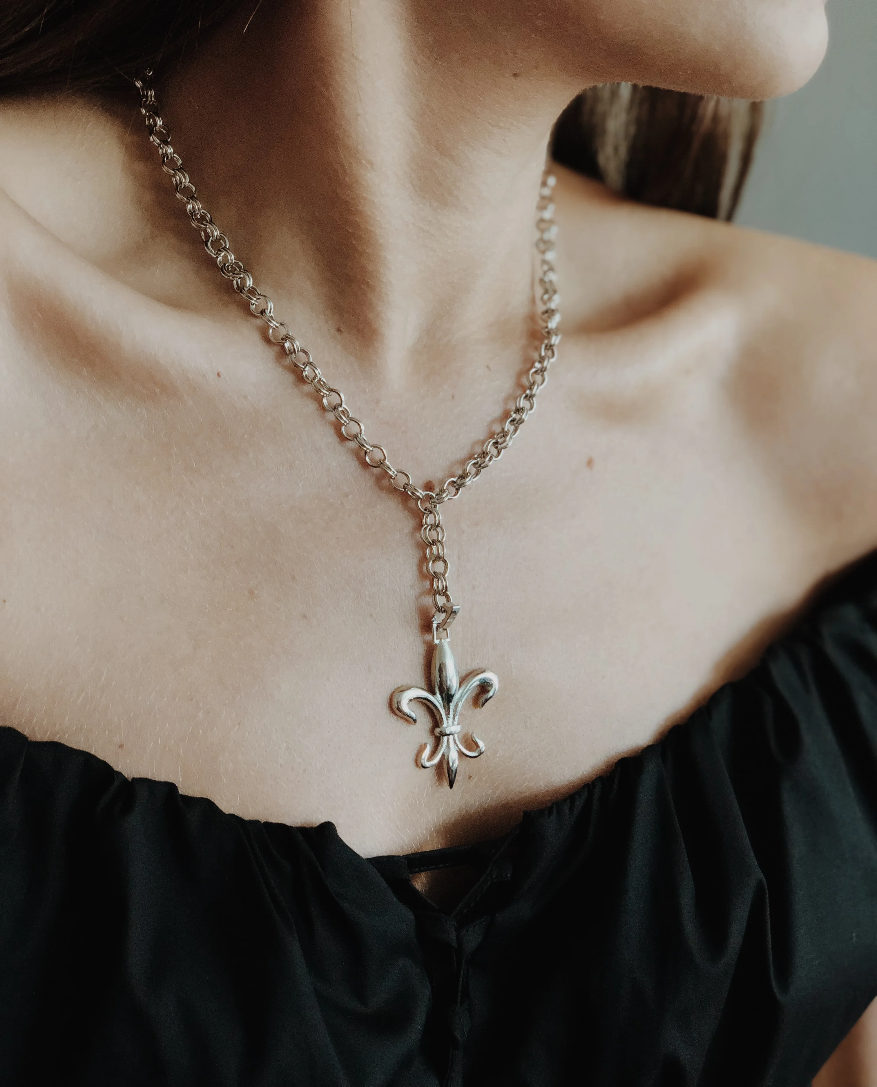 GULCE DERELI LILY CHARM CHAIN NECKLACE NECKLACES GIFT BOX GOLD/SILVER PLATED | Украшения и аксессуары