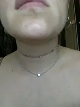 Gargantilla de corazón pequeño para mujer, collar con cadena de Color plateado, collar de amor pequeño, colgante en el cuello, Gargantilla Bohemia, joyería