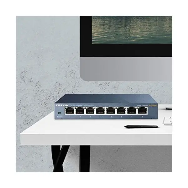 Настольный коммутатор TP-LINK TL-SG108 8P Gigabit Auto MDIX Metal