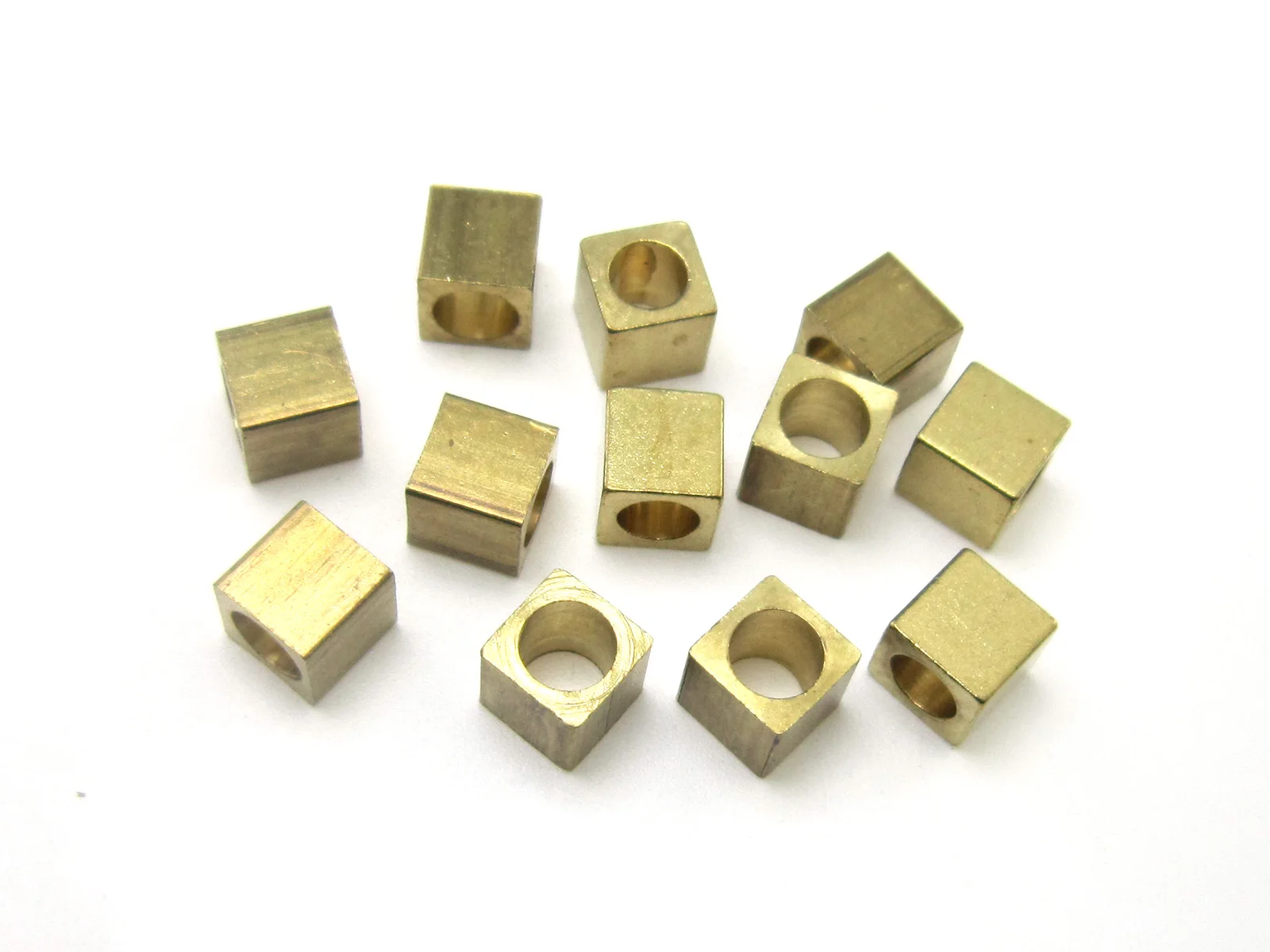 

20pcs Brass Square bead, Brass Earring Spacer, 6x6x4mm, Brass Cube Earrings Charm, Slider Earrings, Brass Jewelry Supplies R1584