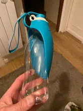 Botella de agua portátil para mascotas, tazón de viaje de 580ml con diseño de hojas de silicona suave para cachorros y gatos, dispensador de agua para mascotas al aire libre