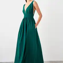 Trendyol Обрезной подробный вечернее платье TPRSS19AE0074