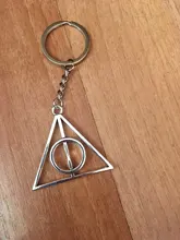 LLavero de moda de 45x48mm, colgante de reliquias de la muerte, joyería DIY para hombre, llavero con anilla para coche, soporte de recuerdo para regalo