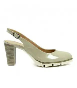 

Living Undercut-Buckle-Skin Patent Leather-Beige