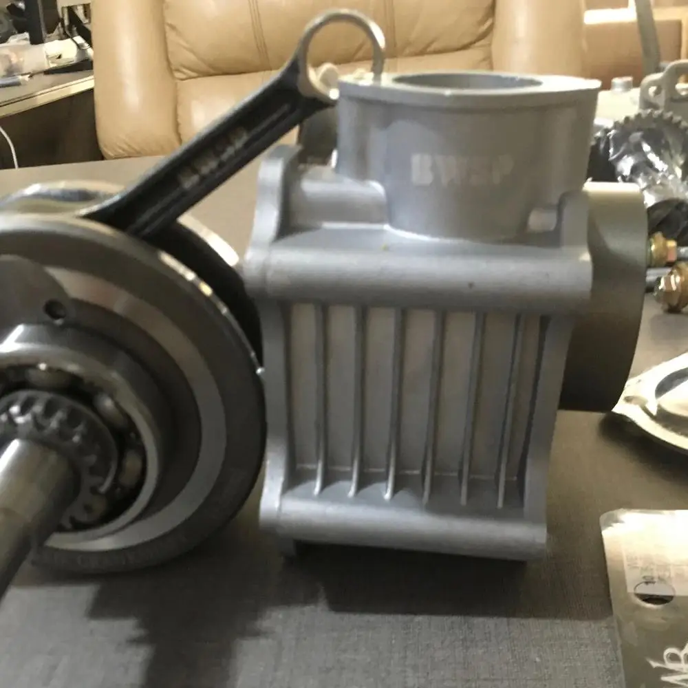 Головка цилиндра гоночная 4 х клапанная головка в сборе для GY6125 150 200cc (крышка