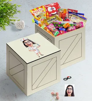 

Personalized Nurse Caricature Of In Wooden Box Nostalgic Lezzetler Gift Seti-1