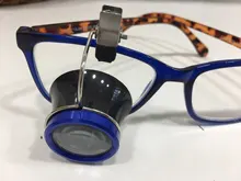 Lupa con Clip para gafas, 10 aumentos, herramienta de reparación de relojes de Color azul y rojo, lupas de lente de aumento, relojeros, herramientas para joyeros, rojo y azul