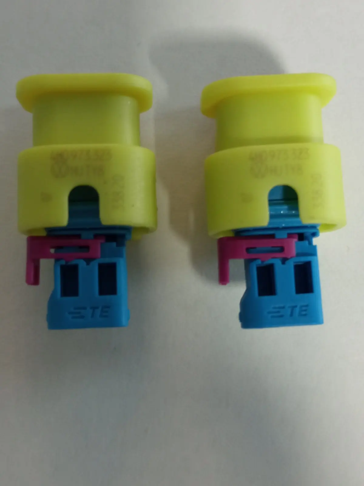 Connector housing for flat VAG 4h0973323Salvage Parts Cars AliExpress