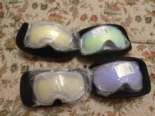 COPOZZ-Gafas de esquí con funda y lente amarilla, lentes de esquí esféricas antivaho, para esquiar, para hombre y mujer, gafas de nieve + lente + caja