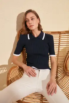

Trendyol Collar Detailed Knitwear Sweater TWOSS20BZ0132