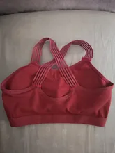 Sujetador cruzado de yoga para mujer, sostén deportivo con push-up, top acolchado a prueba de golpes, transpirable para entrenamiento de gimnasio