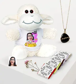 

Personalized Caricature Of Plush Lambkin Enamel necklace And Chocolate Gift set-3
