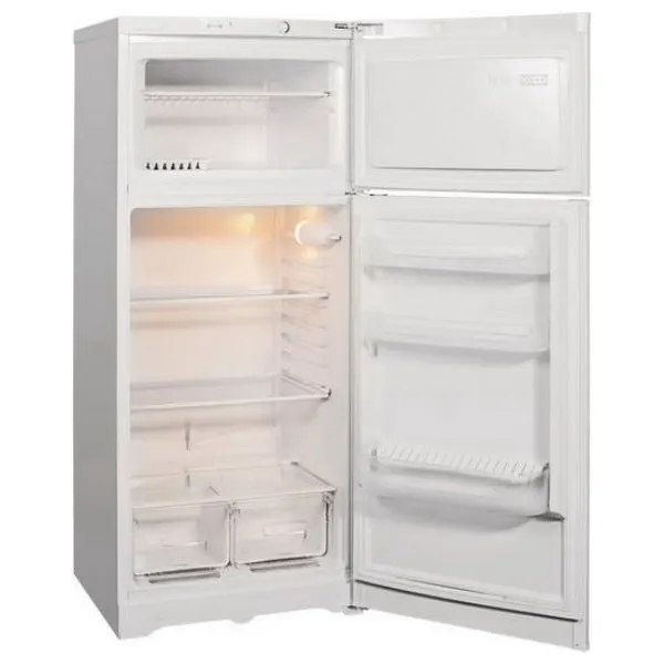 Двухкамерный холодильник Indesit RTM 014