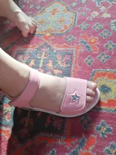 Pu de cuero, sandalias de verano sandalias de princesa con los niños de las estrellas, Anti-deslizamiento zapatos de playa para niña Tamaño 27-36