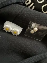 Pendientes de tuerca con diseño de margaritas para mujer, joyería elegante con diseño de margaritas, estilo Simple