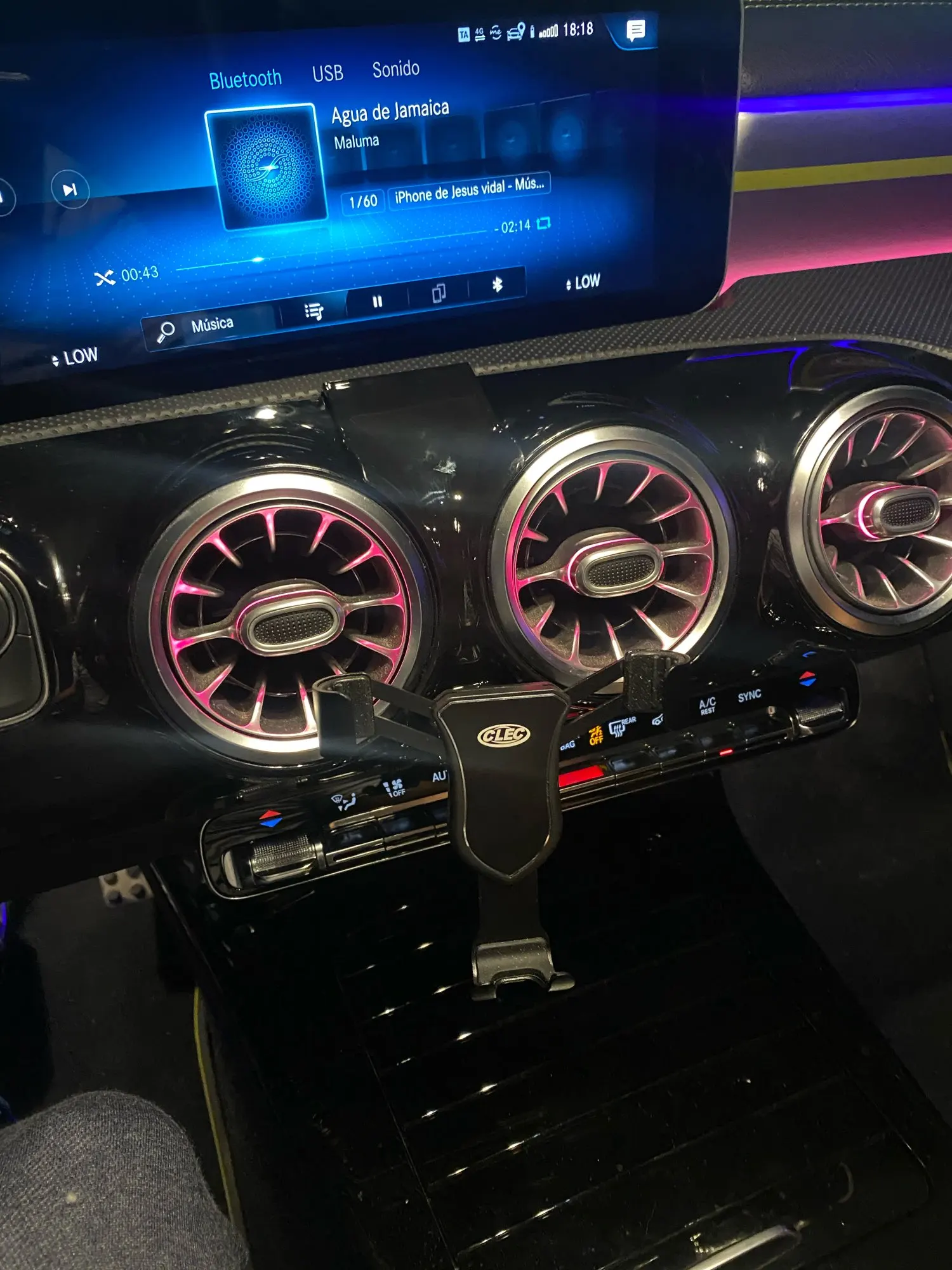 For Mercedes Benz A Class W177 Car Mobile Phone Holder A250 A180 V177 Sedan A35 Vent Snap type