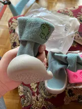 Zapatos de nieve cálidos para niños, calcetines bordados, calcetines gruesos cepillados, botines para bebés y niñas, suelas blandas