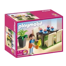 Кукольный дом: Столовая комната