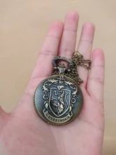 Reloj de bolsillo de cuarzo con diseño de moda para hombre y mujer, colgante de bronce Retro con números romanos clásicos, regalo para niños y mujeres con cadena de collar