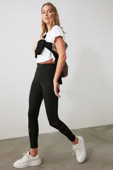 

Trendyol Tulle Detailed Sports Leggings TWOAW21TA0110