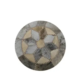 

Zerimar wildebeest and nyala African and natural skin rugs diameter 73 cm