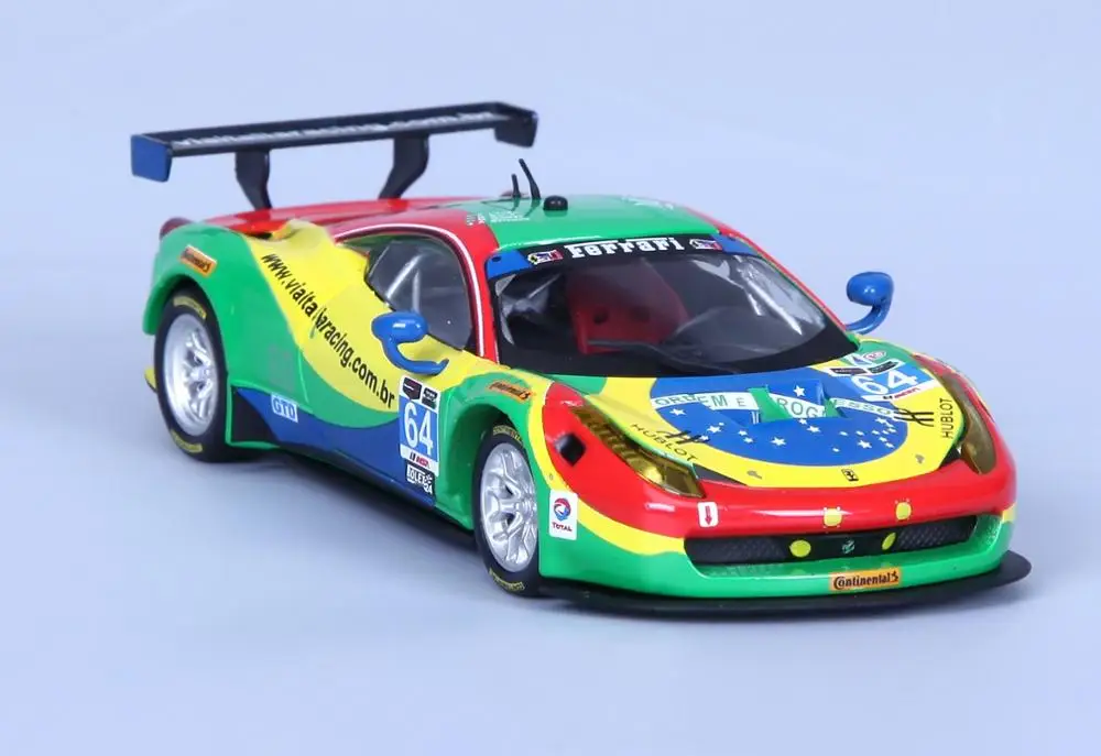 Bburago Maisto France - M39131 - Maquette - Ferrari 488 GTB en kit à monter  : : Jeux et Jouets